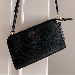 Tory Burch black leather pebble and gold hardware crossbody purse